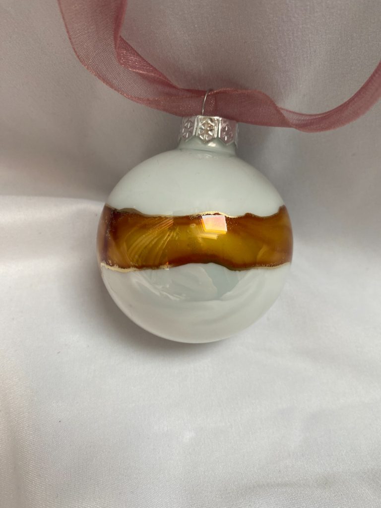 Alcohol Ink Kurs Weihnachtskugel