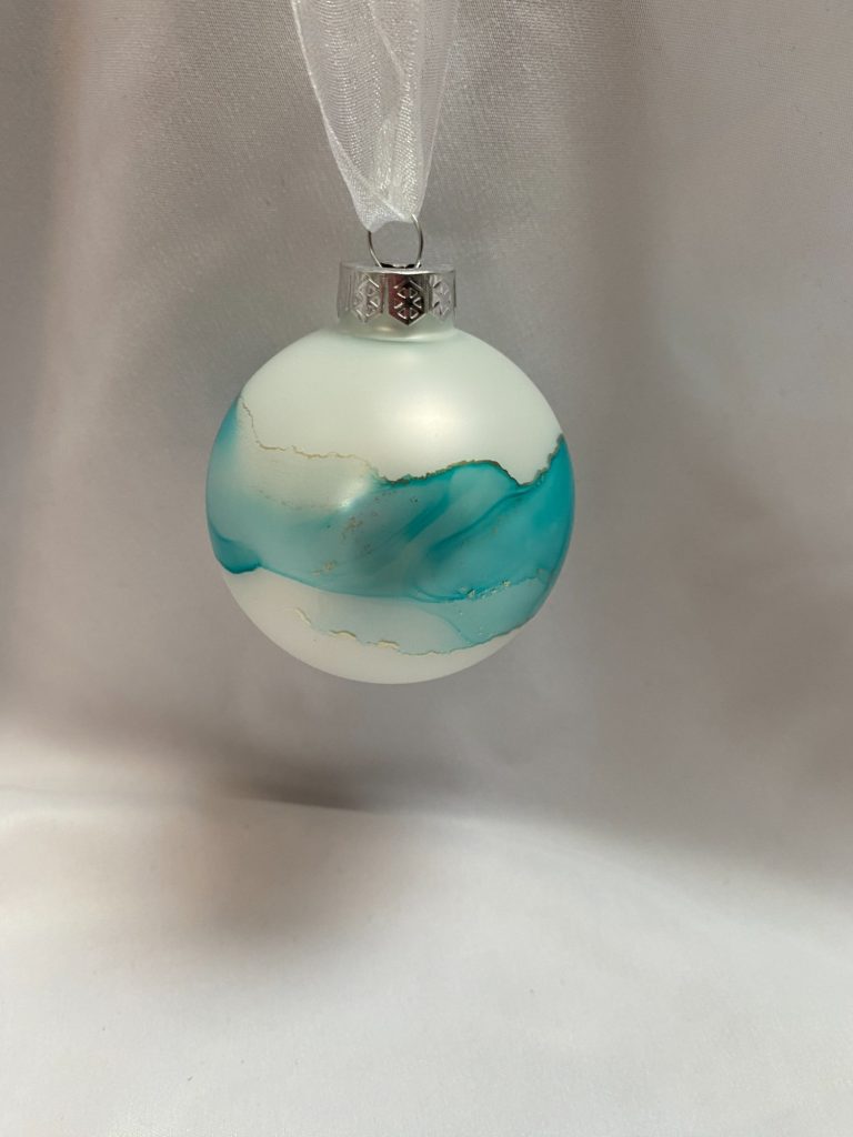 Alcohol Ink Kurs Weihnachtskugel