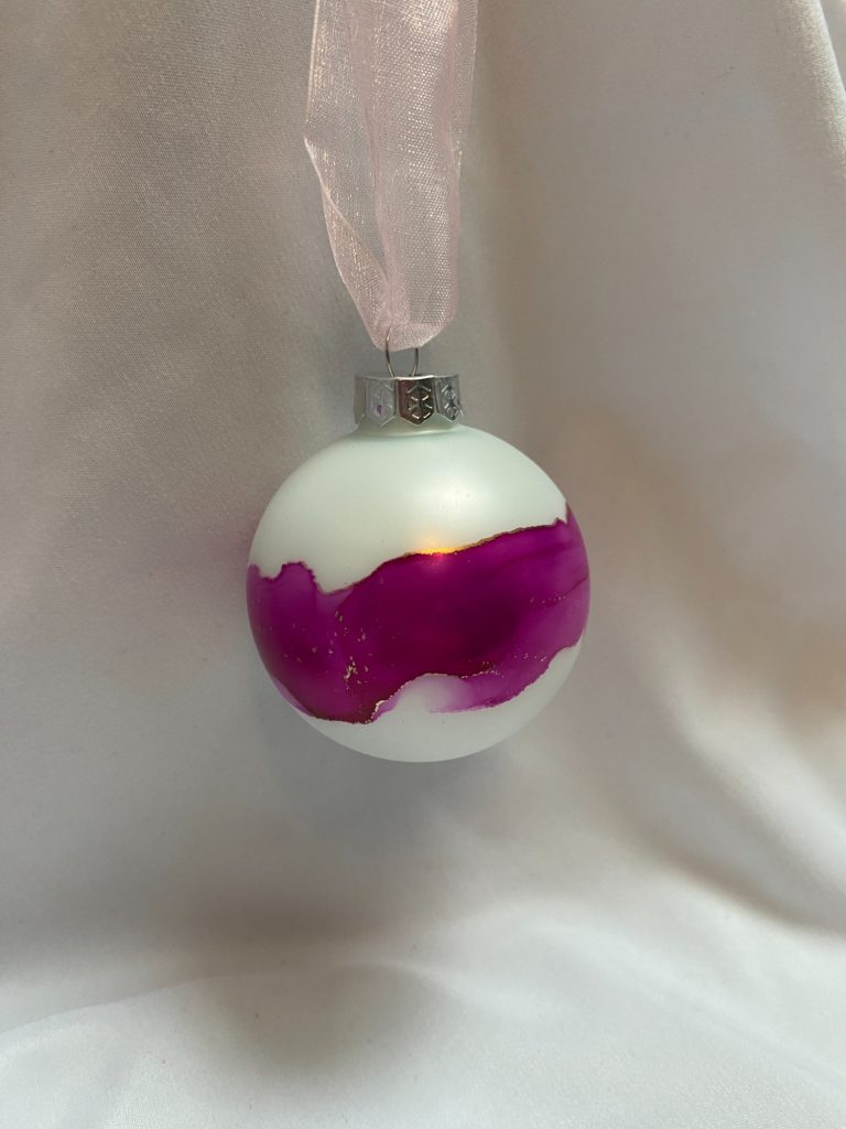 Alcohol Ink Kurs Weihnachtskugel